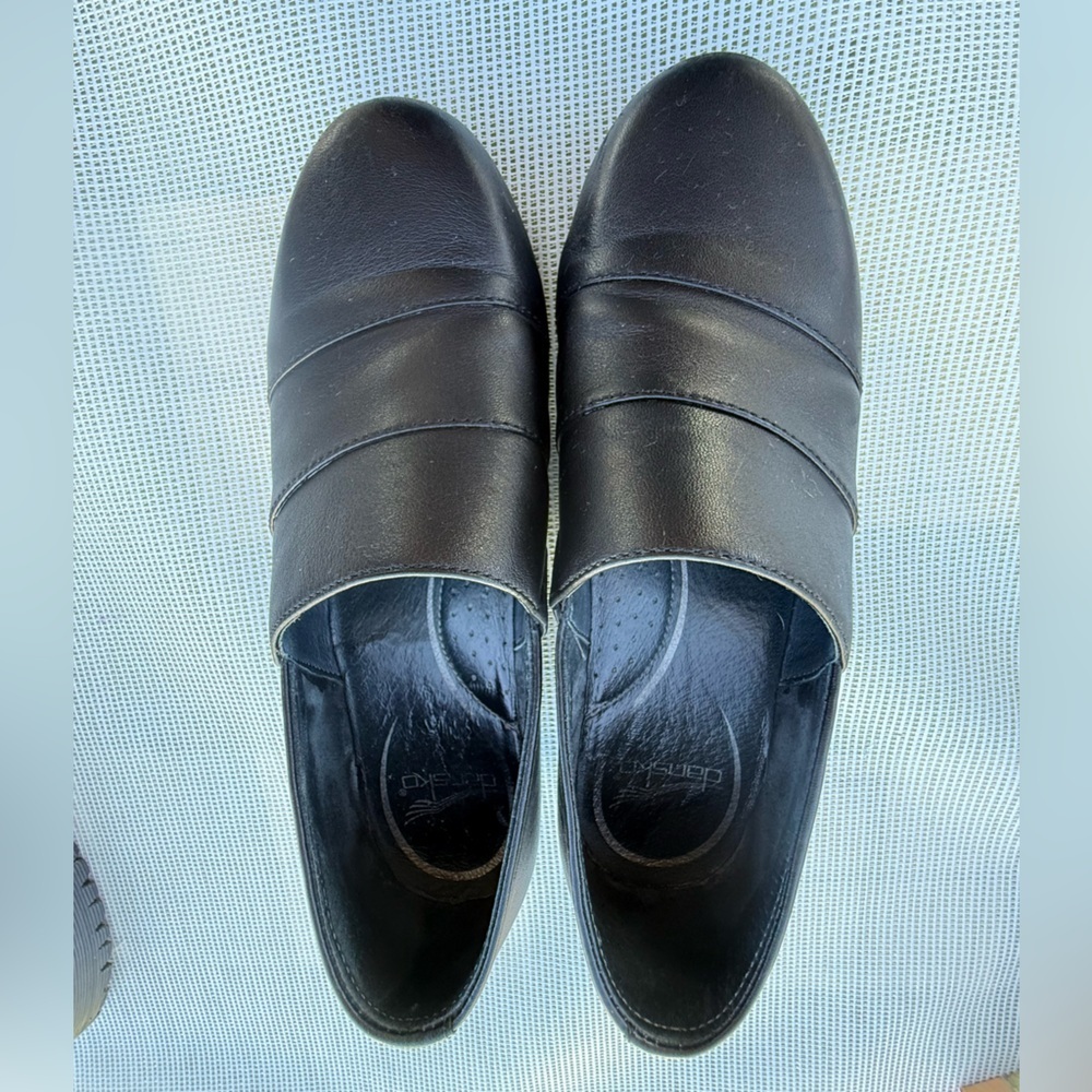 DANSKO WOMENS SIZE 39 Black color